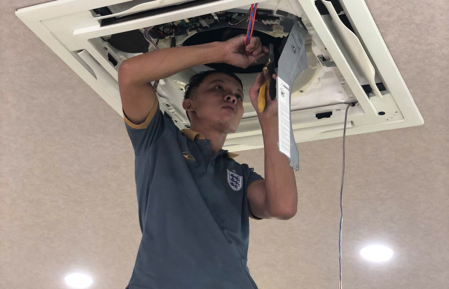 Dịch Vụ Lắp Đặt Máy Lạnh Âm Trần Chuyên Nghiệp