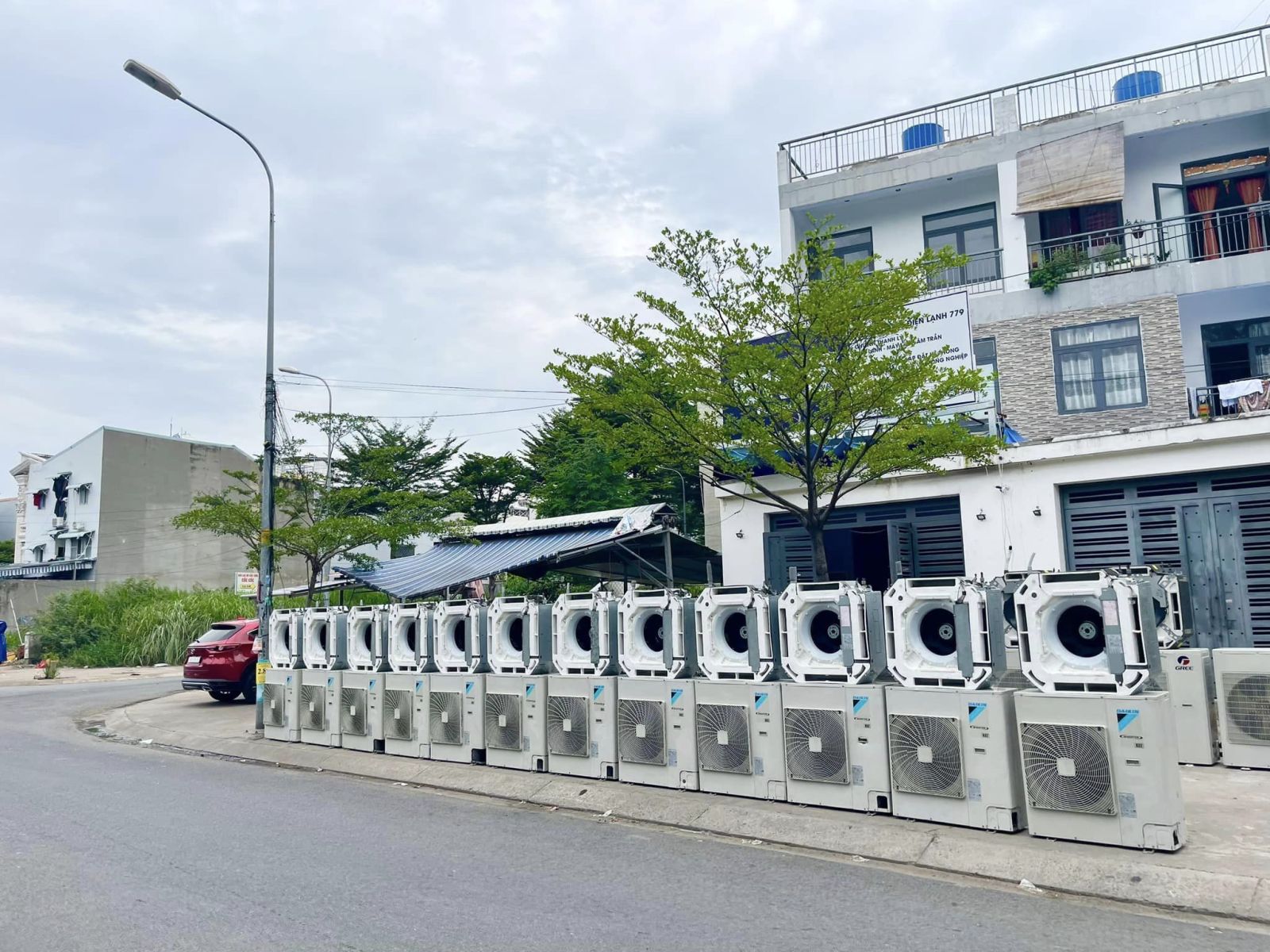 địa chỉ lắp đặt máy lạnh âm trần uy tín