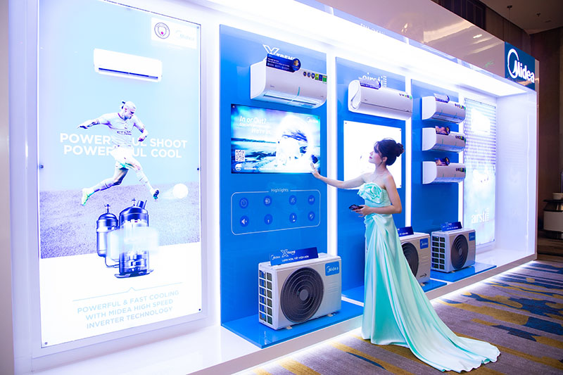 Máy lạnh âm trần Midea Inverter