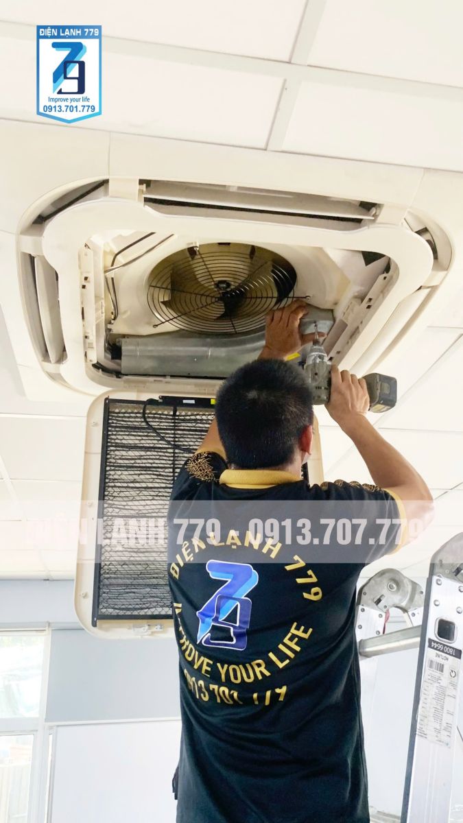 Thanh lý máy lạnh âm trần đã qua sử dụng Quận 8