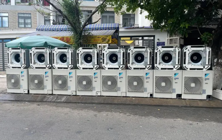Sản phẩm Máy lạnh âm trần cũ - Daikin 1
