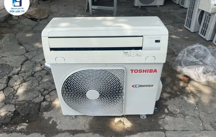 Sản phẩm Máy lạnh treo tường Cũ - Toshiba